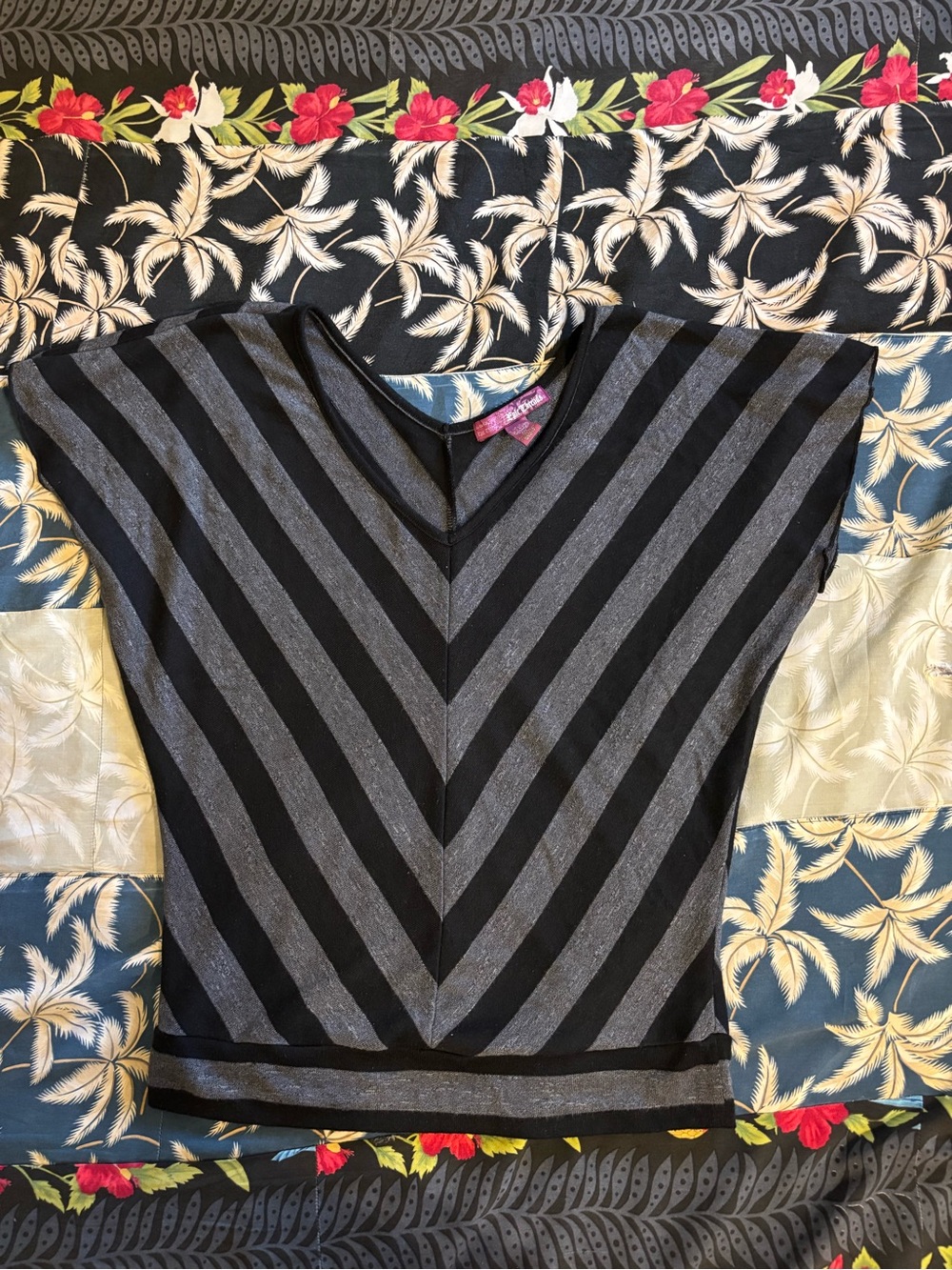 Epic Threads Black and Gray Striped V-Neck Short Sleeve Top